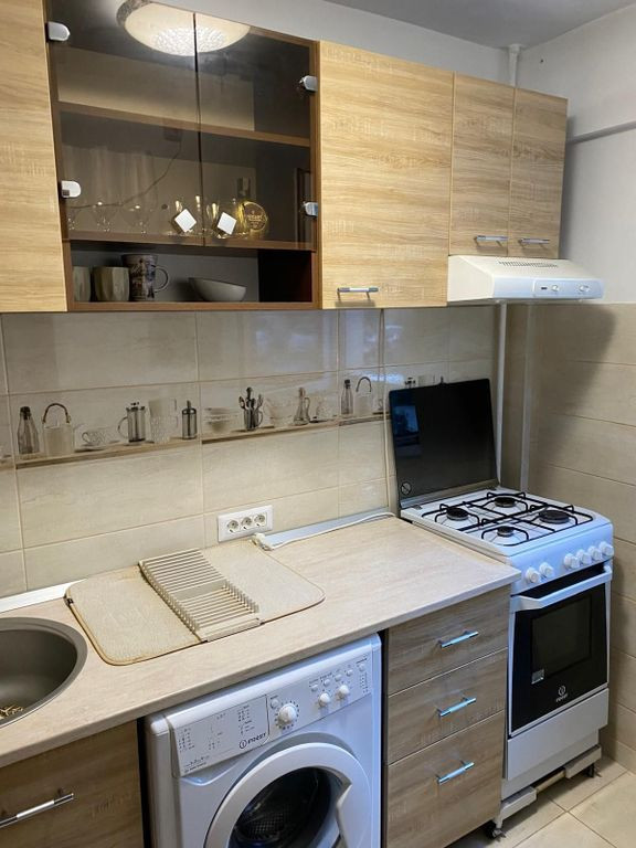 Garsoniera Mobilata – 31 mp – 10 Min Metrou Titan