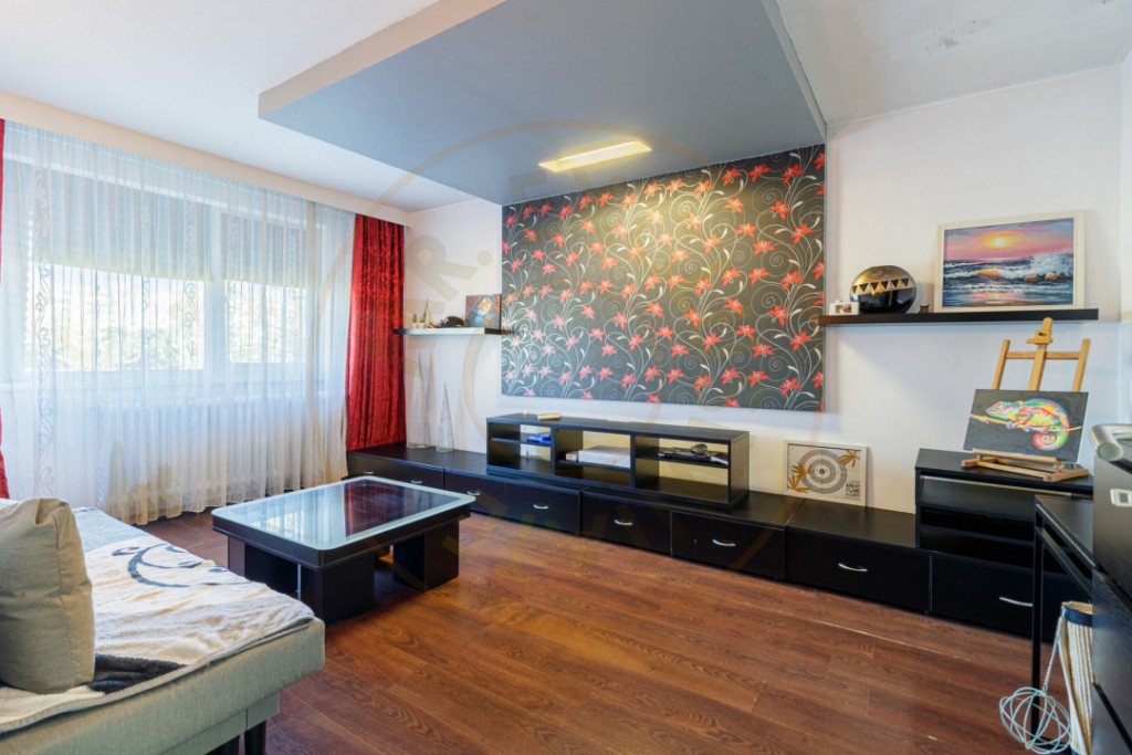 Apartament decomandat si luminos | Metrou 1 Decembrie