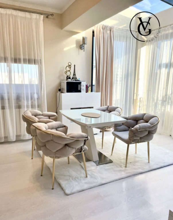 Penthouse 3 camere si terasa cu vedere la mare Hanul cu Pest