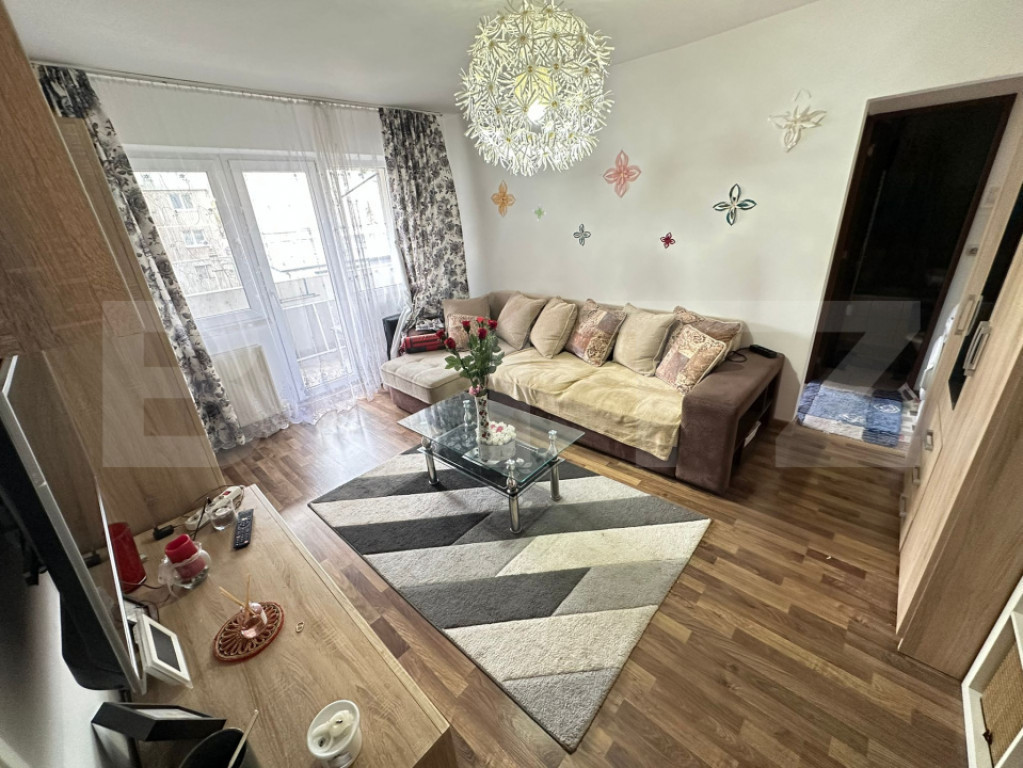 Apartament 2 camere, semidecomandat, 40 mp, zona Micro – m