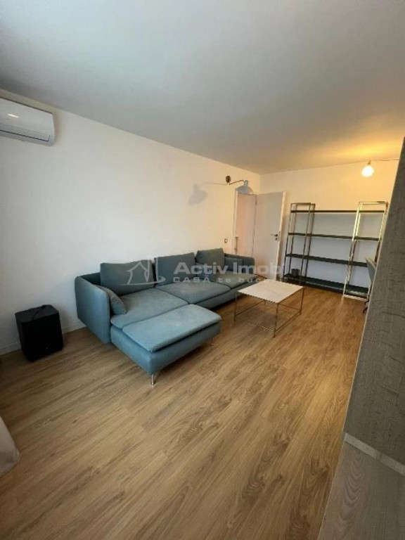 3 Camere, Decebal - Baba Novac, Parcare, 7 min Metrou
