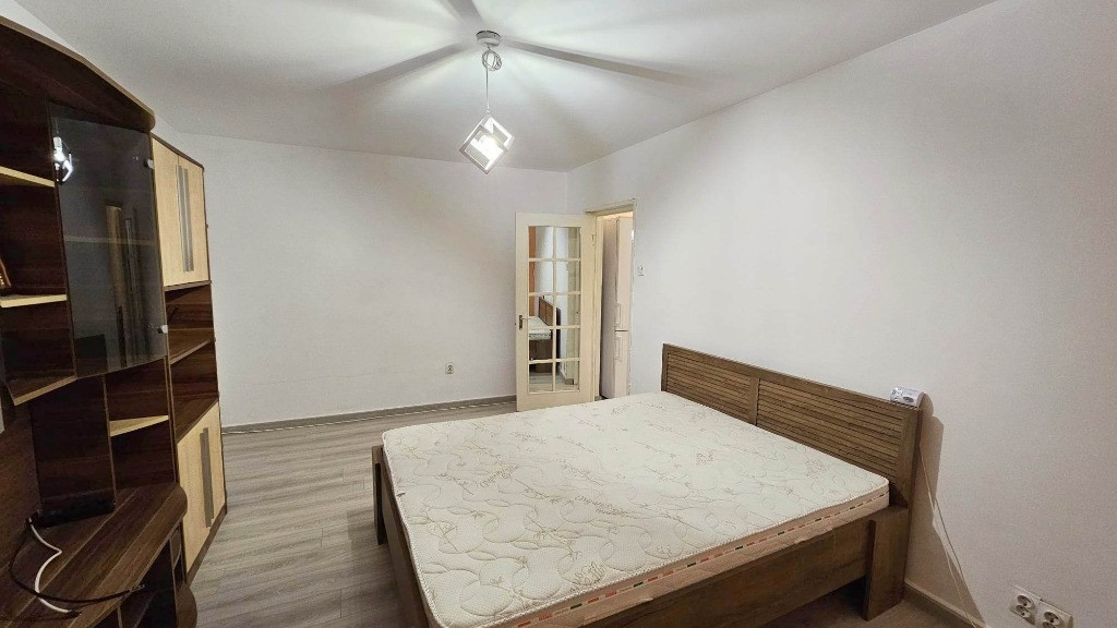 Apartament 1 camera D, Central Podul de Fier