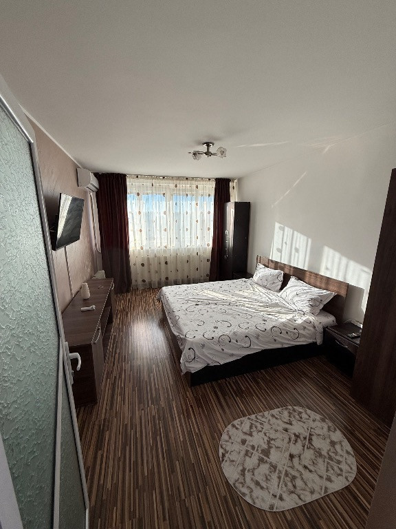 Garsoniera utilată Zona Saturn