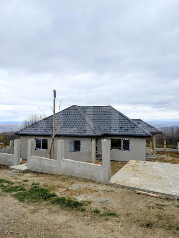 Locuinta individuala in Paun - confort si intimitate aproape