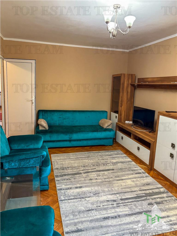 Apartament spatios 3 camere Bdul Tomis, Constanta