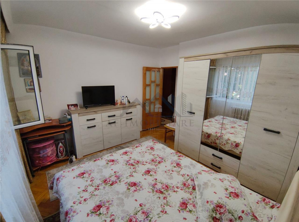 Apartament 3 camere Etaj 2 CUG - Tudor Neculai