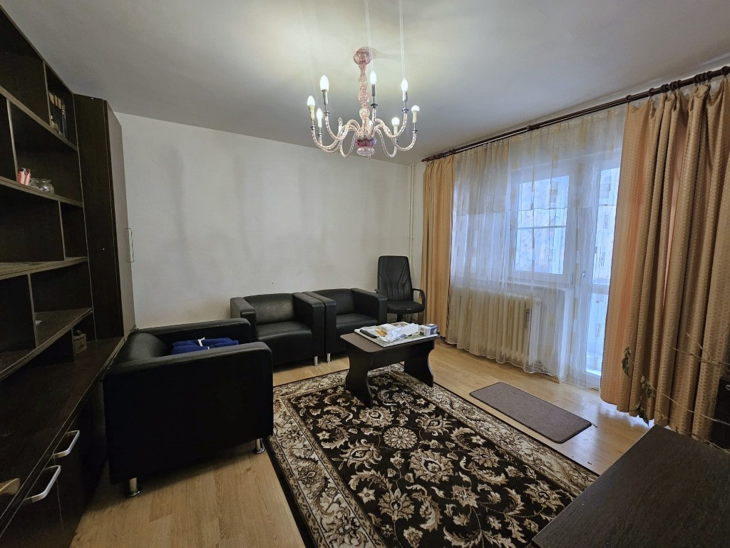 Apartament 4 camere,decomandat, mobilat si utilat