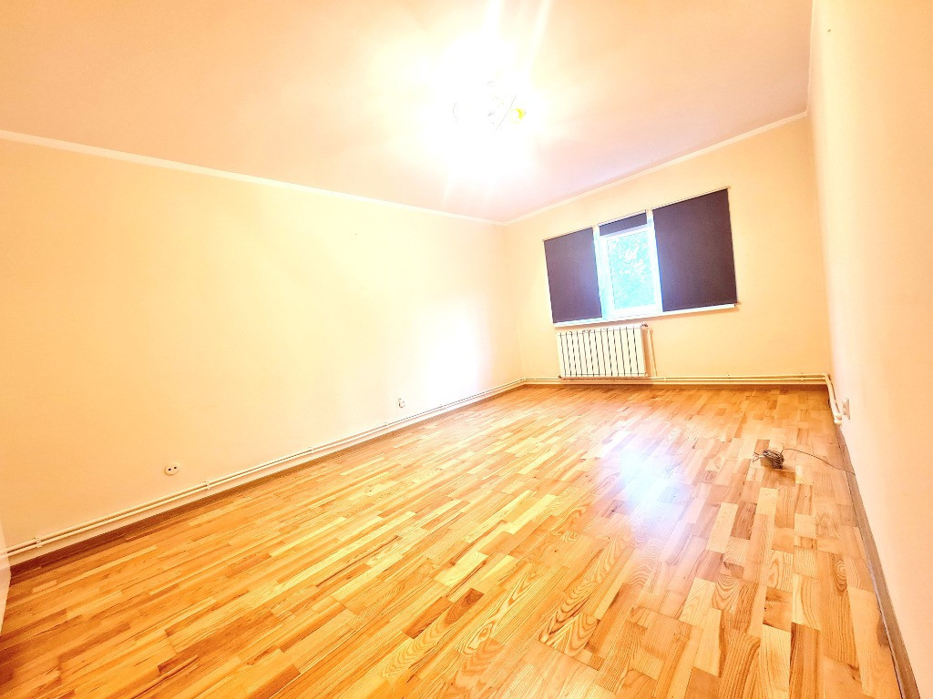 3 camere zona Dorobanti - Piata Mare, etaj 1