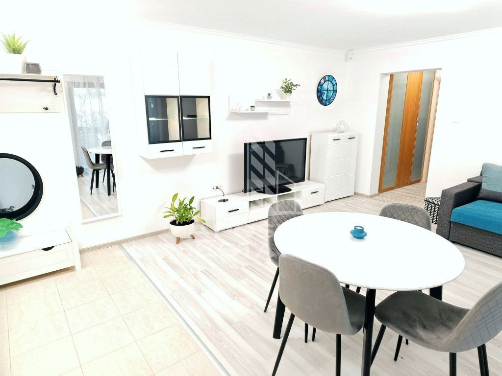 Apartament 2 camere,50mp,parter,centrala proprie,Giroc
