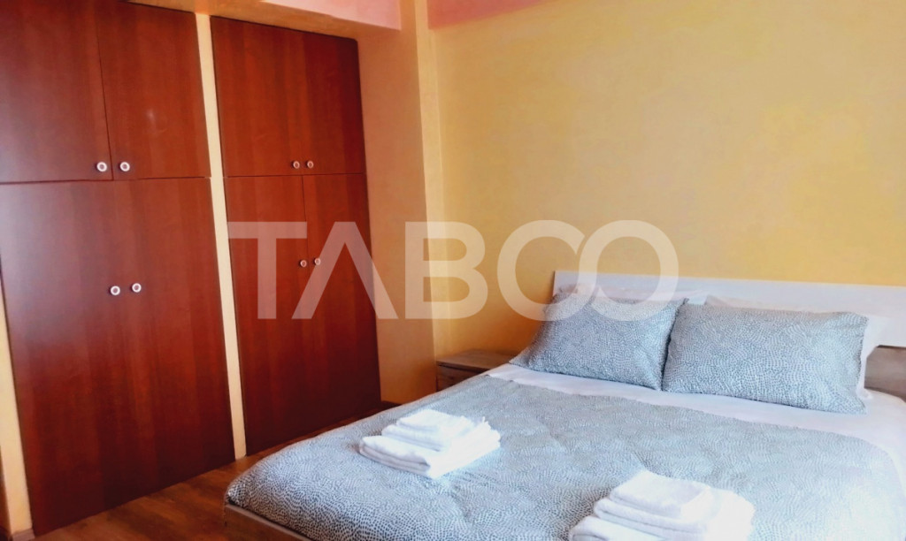 Garsoniere de inchiriat decomandata cu balcon de 10 mp in Tu