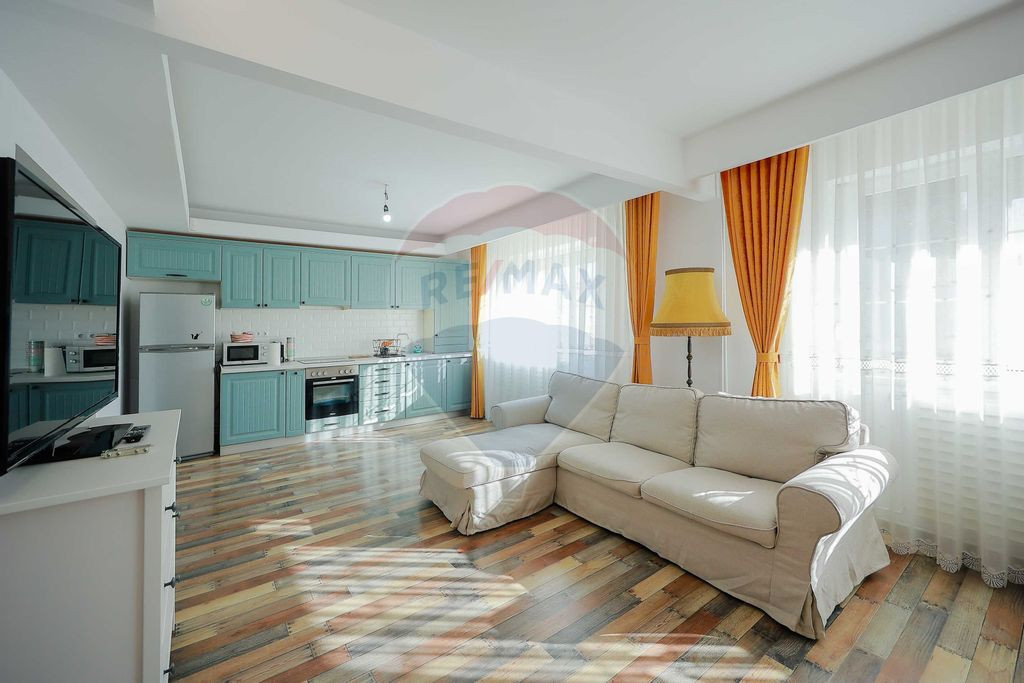 Casă cu 4 camere de închiriat în zona Salca