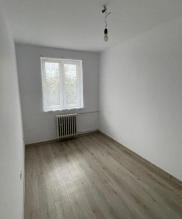 Apartament 3 camere zona Tomis III - City Park Mall, Constan