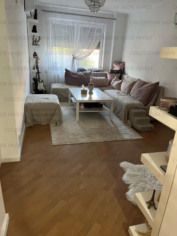 Apartament cu 4 camere, 2 bai - Zona Triaj