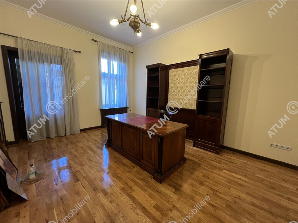 Spatiu birouri renovat cu 3 camere la parter pe Bld.Victorie