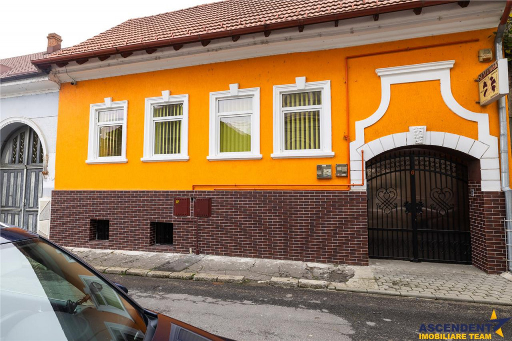 Casa pretabila:comercial servicii rezidential Central, Fag