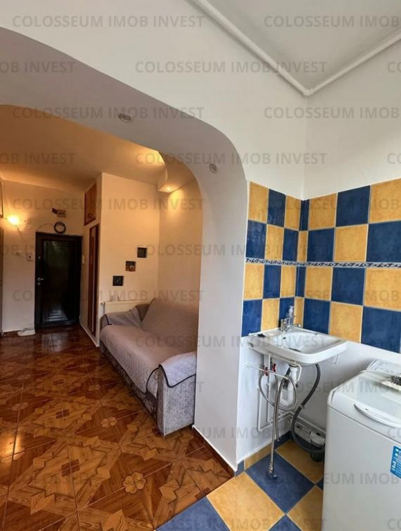 COLOSSEUM: Garsoniera Astra Orizont