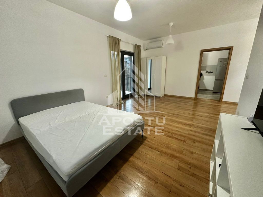 Apartament 1 camera, loc de parcare, centrala proprie, Giroc