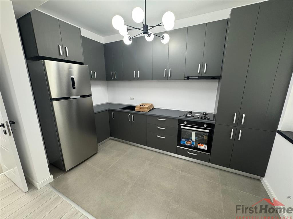 Ap 2 cam de lux, prima , parcare, bloc nou, complex Ozone