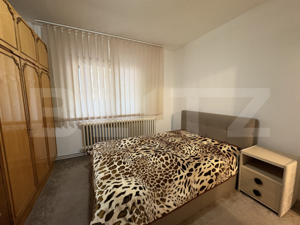 Apartament 2 camere, decomandat, parcare, zona Kaufland Mana