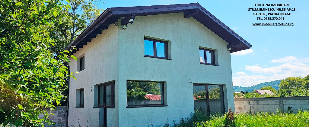 Proprietate D-va Rosie, vila S+P+E si teren