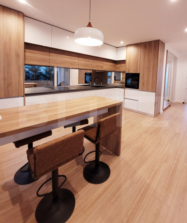 Casă 4 camere, 137 mp, Timisoara, zona Girocului