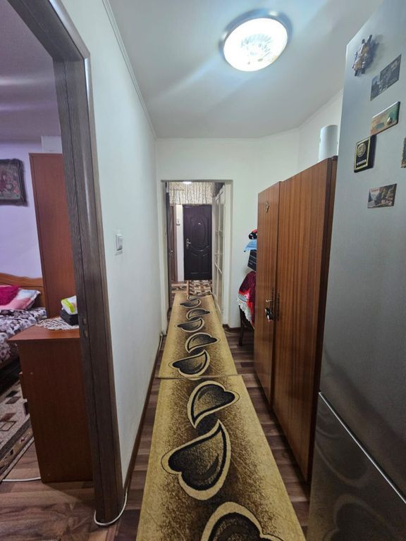 Apartament spatios de 74 mp situat la etajul 5 bloc nou Pite