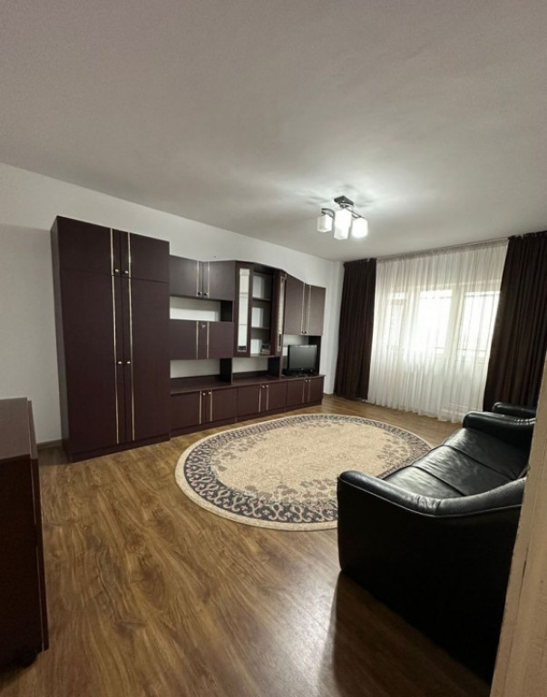 Apartament 3 camere, 72 mp, zona Mihai Bravu