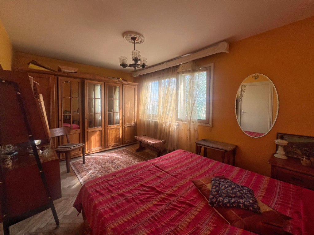 Apartament 2 camere - bloc fara risc - Podul de Piatra-Cante