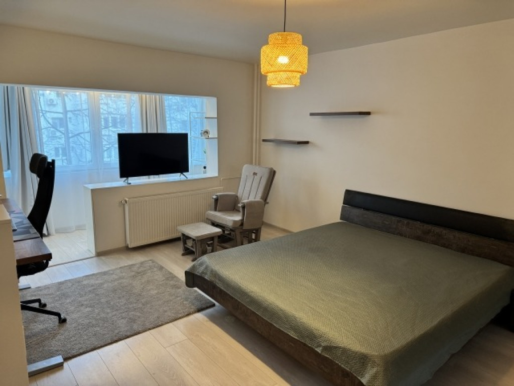 Garsoniera 41mp,mobilata si utilata, Bucuresti, Alba-Iulia,125.000euro