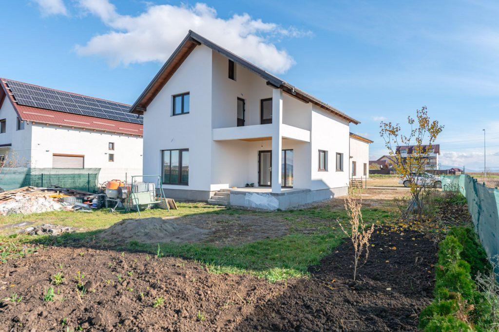 Constructie Noua | Teren Suprafata Generoasa