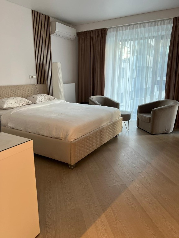 Cortina North Studio faza 2, 42mp, vedere in curte