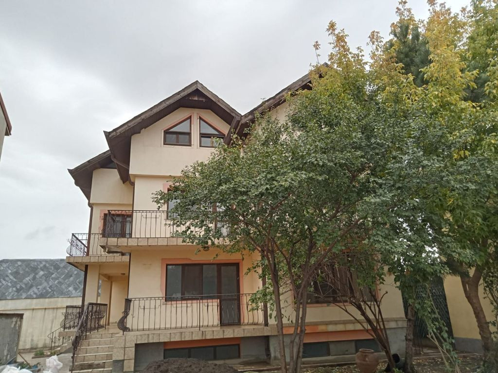 Casa perfectă pentru tine și afacerea ta – zona Casa ...