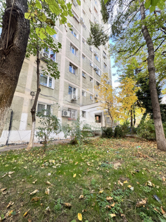 Garsonieră B-dul Alexandru Obregia – ideală pentru inve