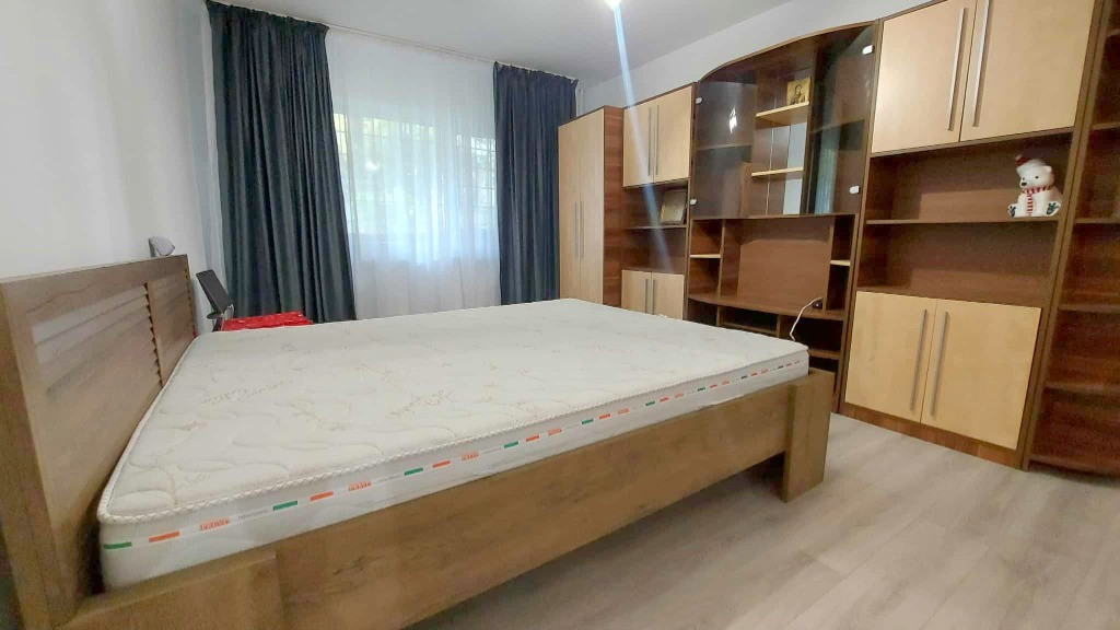 Apartament 1 camera D, Central Podul de Fier