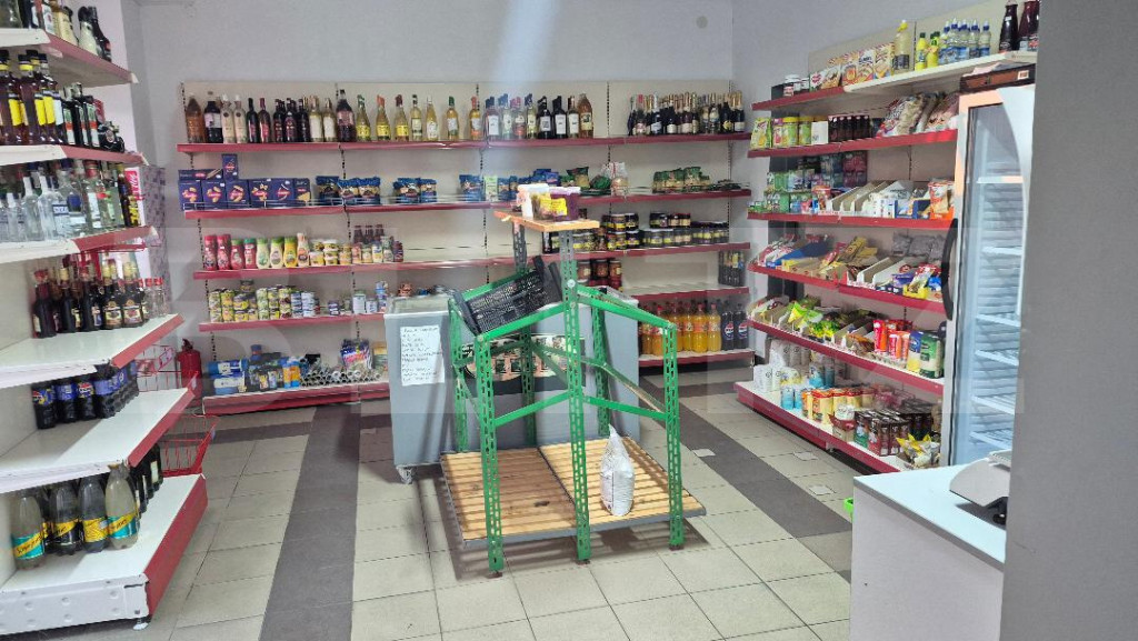 Spatiu comercial de inchiriat, 71 mp, zona Aurel Vlaicu