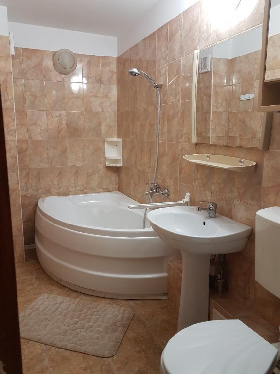 Apartament 3 Camere Sebastian zona linistita