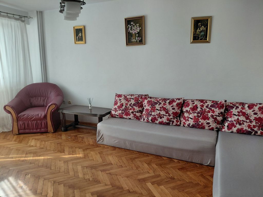 De inchiriat apartament 3 dec,Tig 1 mobilat si utilat, PS...