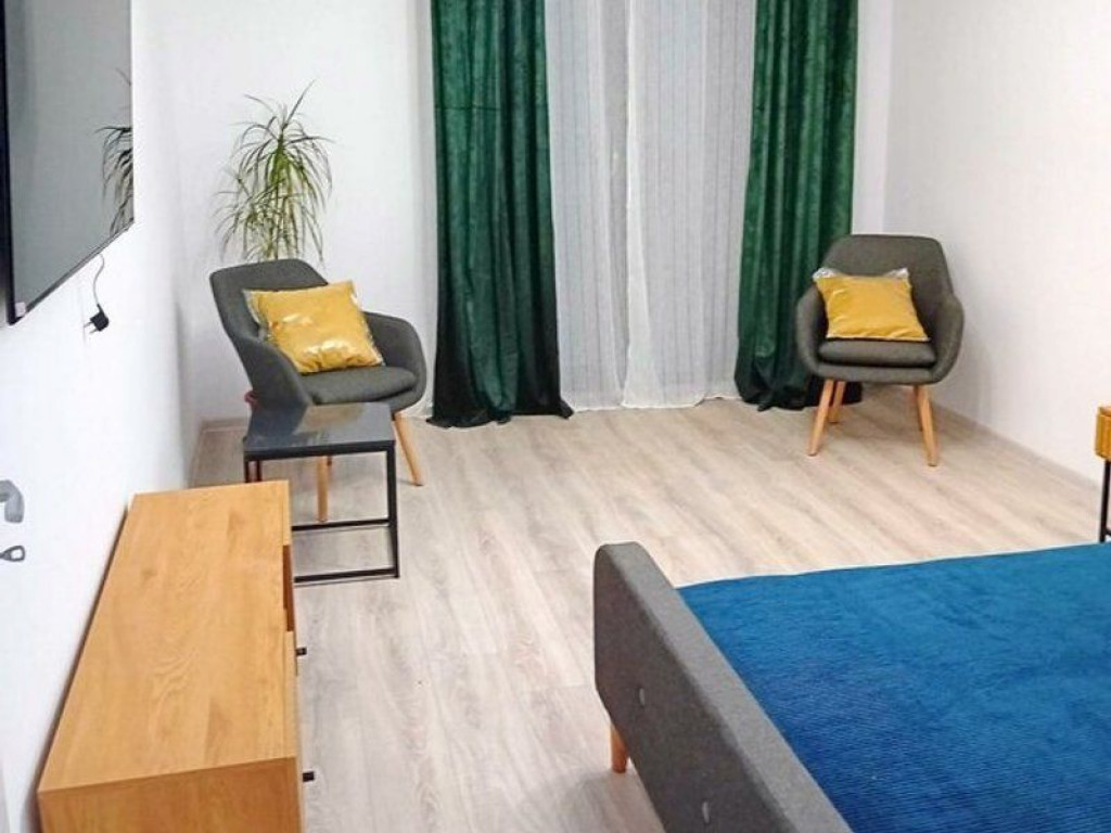 Apartament cu o camera, mobilat si utilat - bloc nou, Com...