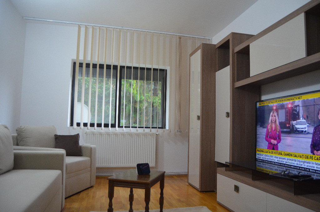 Predeal-Apartament cu trei camere ,mobilat si utilat