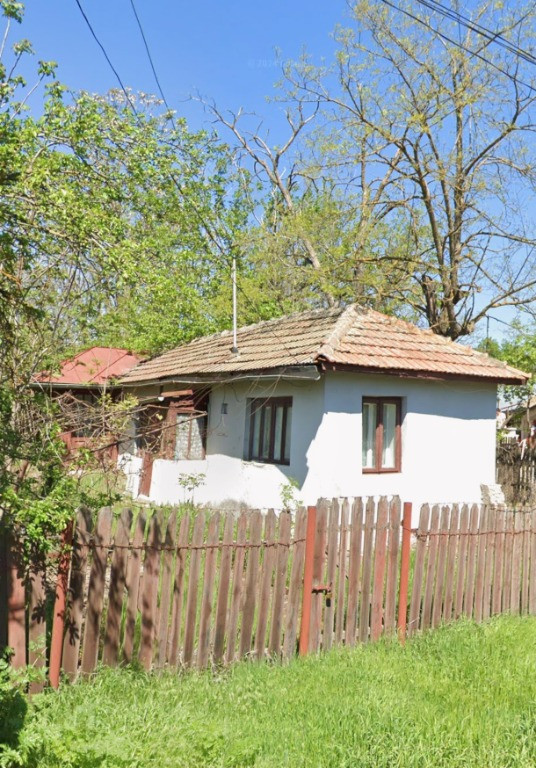Casa bătrânească plus teren 1600mp Toporu jud. Giurgiu