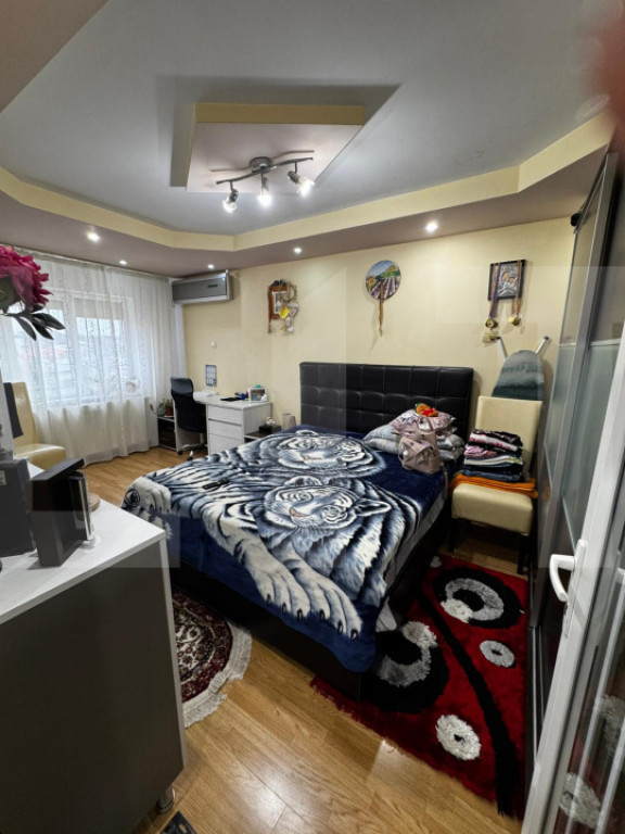 Garsonieră mobilată și utilată, cu centrală proprie –