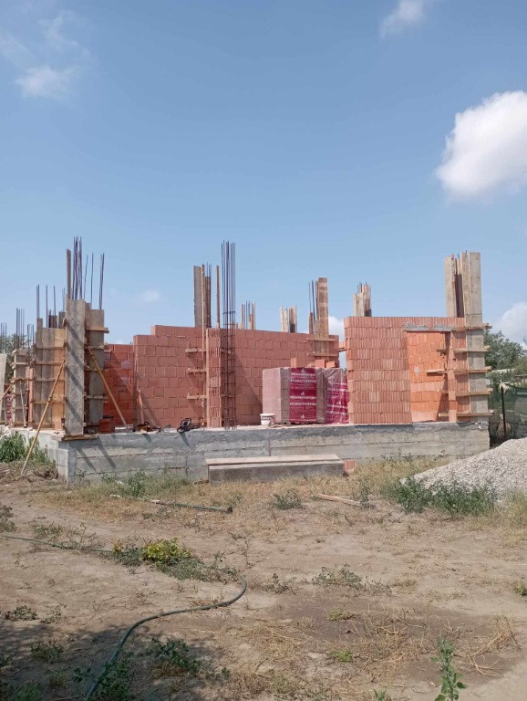 Teren+constructie inceputa Delta Dunarii 1500mp