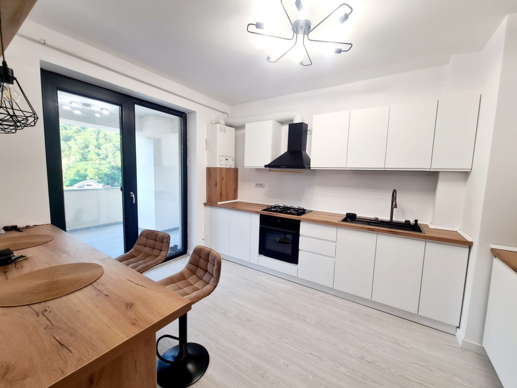 Apartament 3 Camere, 103 mp, Park Residence.