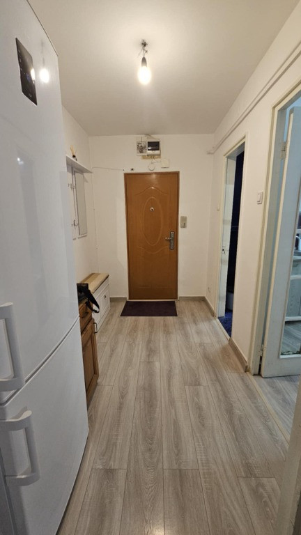 Apartament 1 camera D, Central Podul de Fier