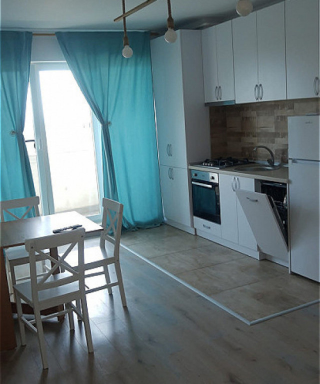 Apartament cu centrala proprie - Tomis Plus