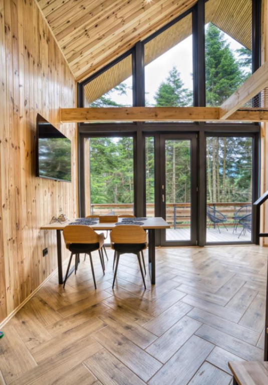 Cabane scandinave premium, vedere către pădure – investi
