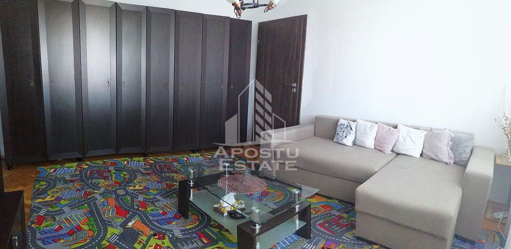 Apartament cu 2 camere, semidecomandat,centrala proprie,z...