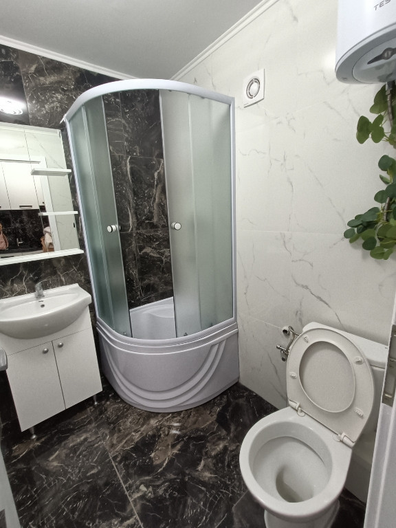 Persoana fizica garsonieră renovată pret neg. str. Mitropolit Varlaam