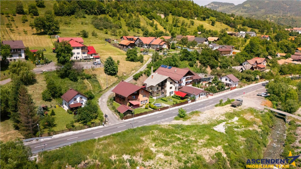 Spatiu vizibil,acces dublu,trafic intens,3 incaperi,flexibil