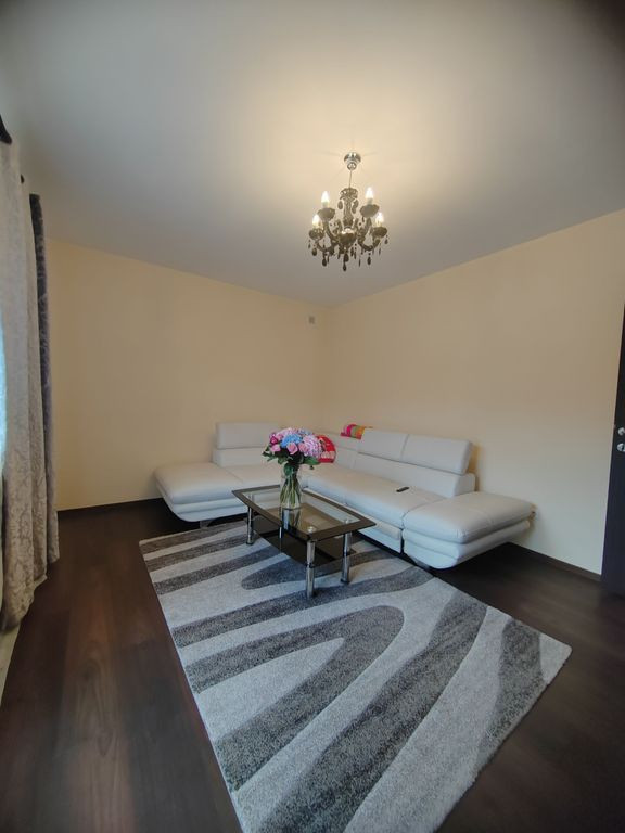 Apartament - 2 camere - etaj 1 – complet mobilat si utilat